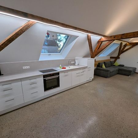 Urlaubsreiterhof Trunk Apartment Igersheim Bagian luar foto