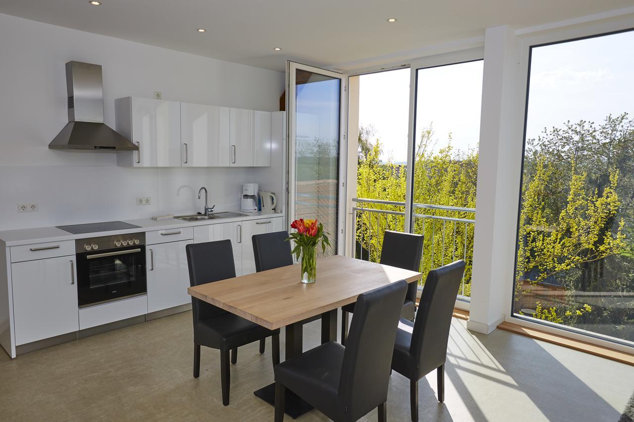 Urlaubsreiterhof Trunk Apartment Igersheim Bagian luar foto